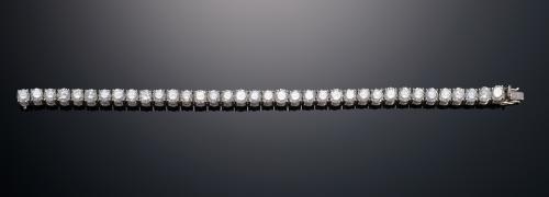 Magnífica pulsera riviere con diamantes