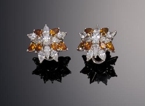 Pendientes con diamantes 