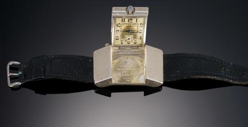  Reloj de golf Tavannes firmado por Hermés.